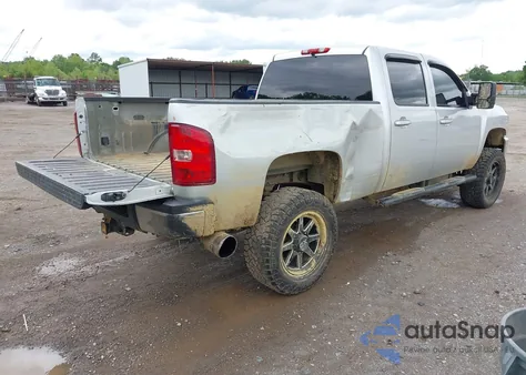 2011 Chevrolet Silverado 2500Hd Ltz z USA, uszkodzony, nr VIN 1GC1KYC84BF221843